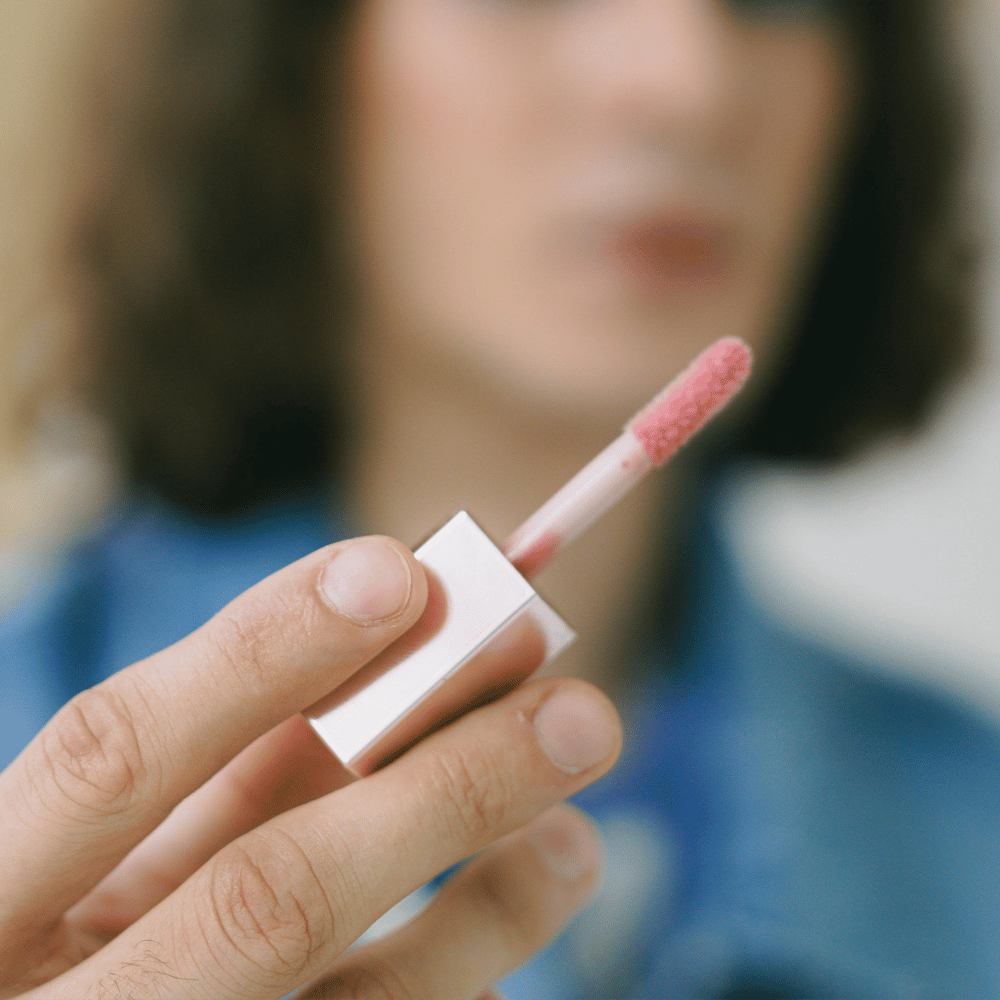 Achieve That Perfect Pout with These Best Pink Lip Gloss Picks